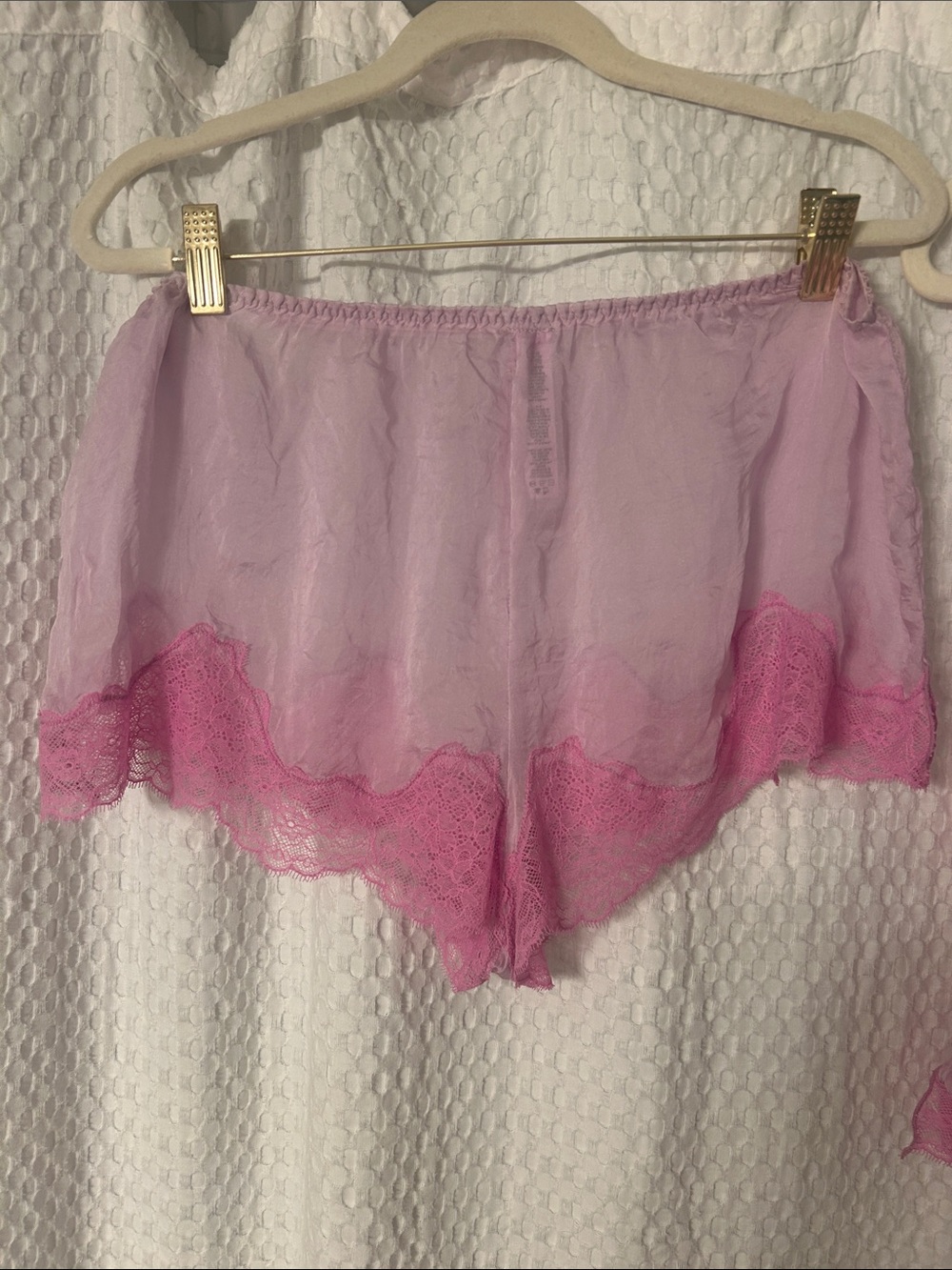 SKIMS Women's Pink Lace-Trim Sleep Shorts - Large - Picture 3 of 4